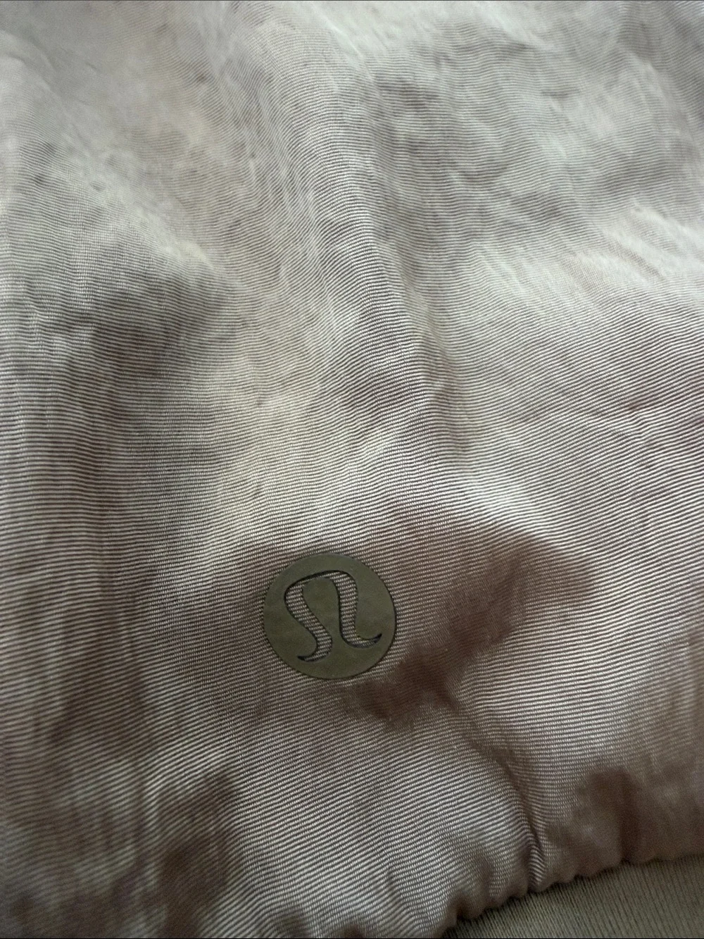 lululemon athletica lightweight quilted